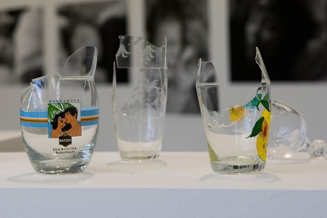 veronika-hauer-2014-props-objects-material-things